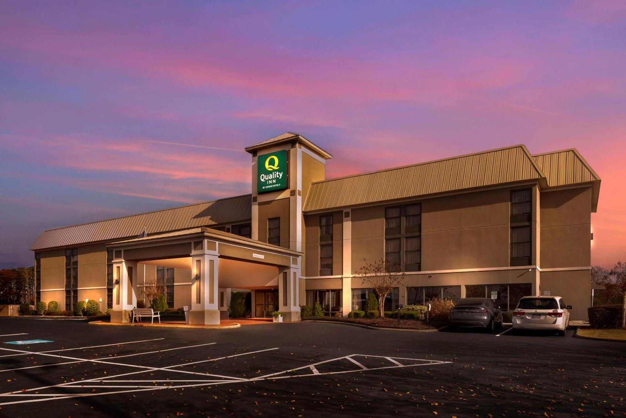 Quality Inn Valley - West Point Exterior photo